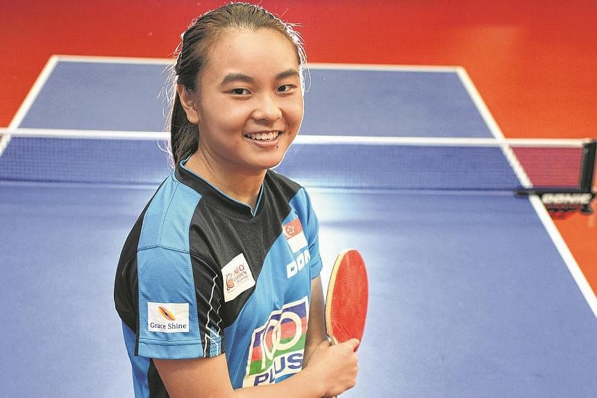 Singapore table tennis player Isabelle Li. Her hopes of making the singles semi-finals were dealt a heavy blow on Wednesday afternoon when she lost 2-3 to Vietnam's Nguyen Thi Nga. -- ST PHOTO: DESMOND FOO&nbsp;