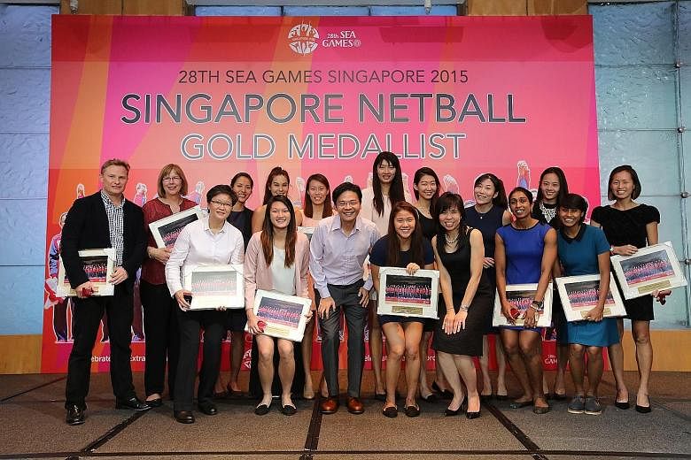 Netball Singapore (NS) celebrated the success of its SEA Games gold medal-winning team at the Netball Celebratory Dinner at the Pan Pacific Singapore Ballroom last night. The dinner was graced by Minister for Culture, Community and Youth, Lawrence Wo