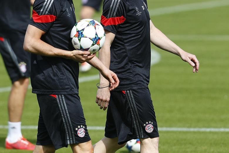 Now that Bastian Schweinsteiger (right) has left Bayern Munich and joined Manchester United, his former club-mate and close pal Robert Lewandowski (left) could also head the same way - if a huge sum is offered.