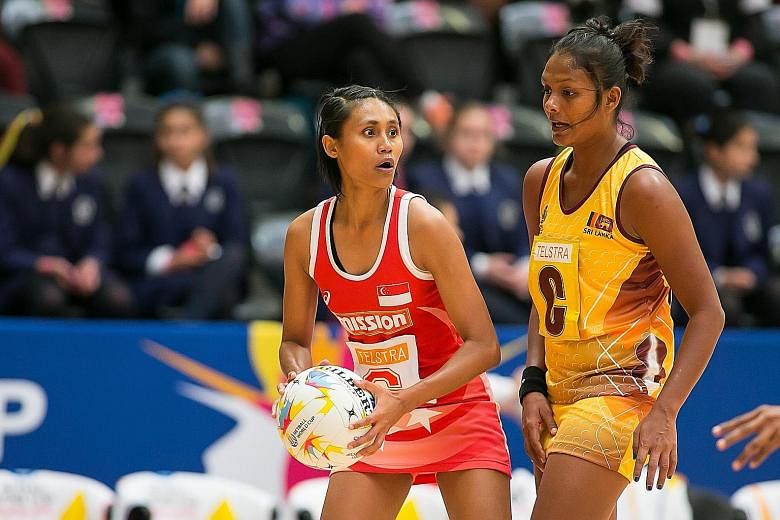 Singapore, with Nurul Baizura in action, took time to settle down against Sri Lanka but Asia's top-ranked team eventually found their rhythm to post a win.