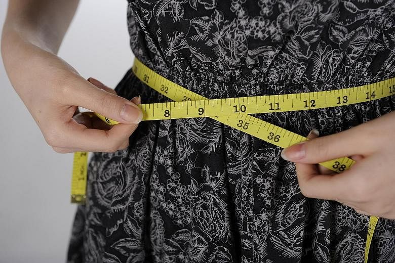 Losing too much weight too quickly is not a good thing. Dr Liu Han Ping, an aesthetic doctor at Thomson Well Women Clinic, said healthy weight loss should not exceed 0.5kg to 1kg a week.