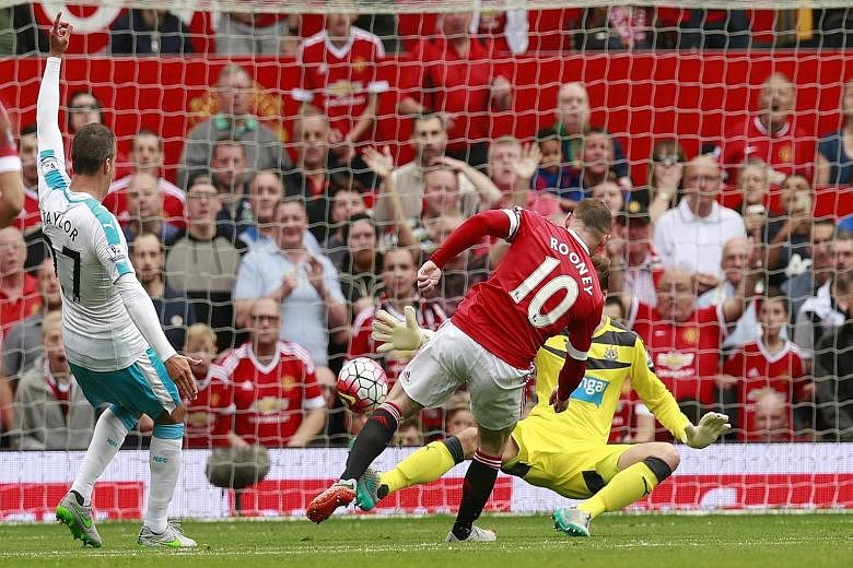 Wayne Rooney still cannot end a goal famine after this effort against Newcastle is ruled out for offside.