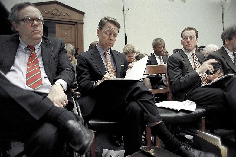 Mr David E. Kendall (centre) attending an impeachment hearing for then US President Bill Clinton in 1998. Mr Kendall has been the Clintons' personal lawyer for more than 20 years, covering matters from land dealings to the Monica Lewinsky affair.