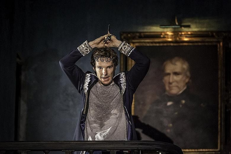 Actor Benedict Cumberbatch's mother has given him a thumbs up for his role in Hamlet.