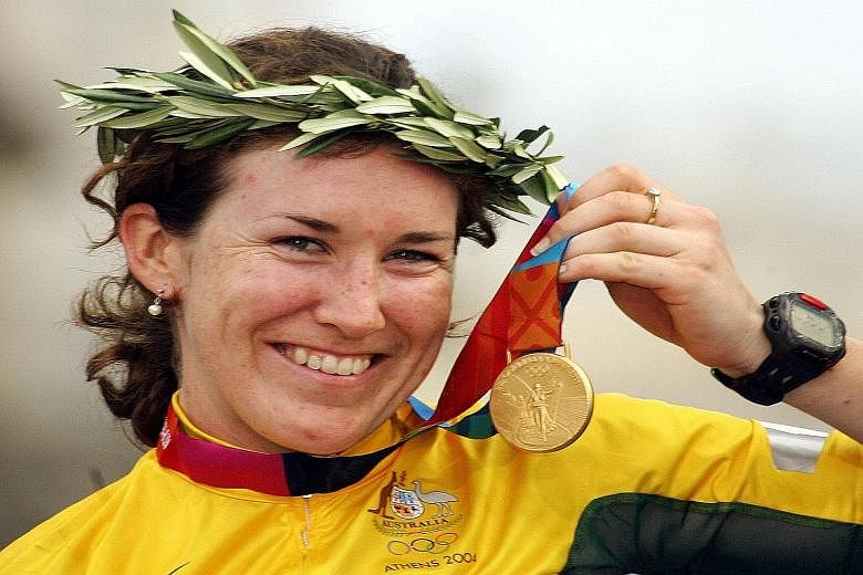 Singapore cyclist Dinah Chan will train under the tutelage of 2004 Olympic champion Sara Carrigan (above).