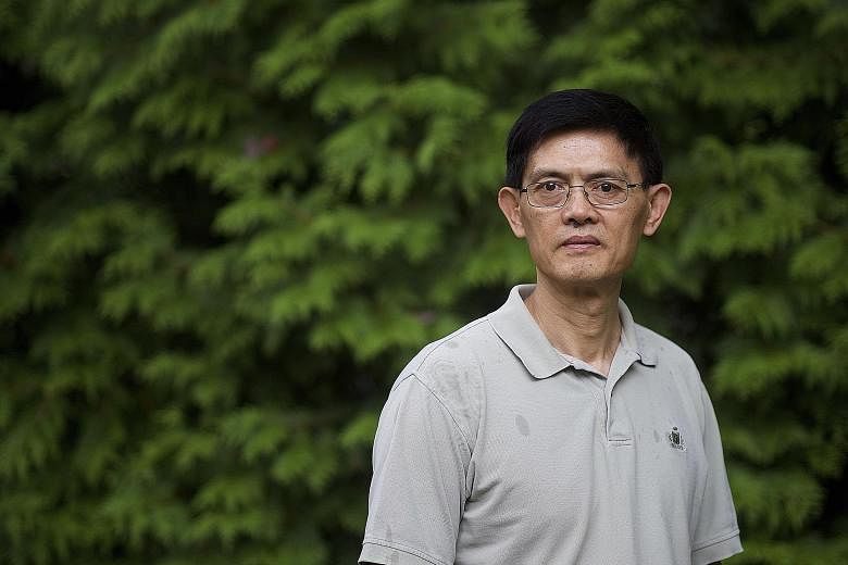 Professor Xi Xiaoxing, choking back tears, said he "barely came out of this nightmare".