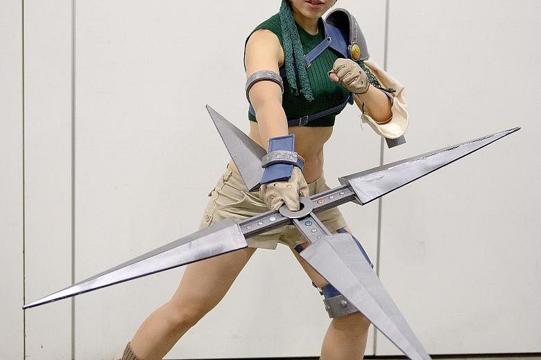 American cosplayer Stella Chuu dressed as ninja Yuffie Kisaragi from Final Fantasy VII.