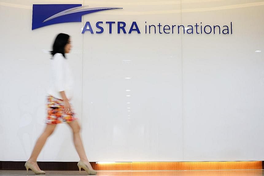 Astra International offers internships to overcome talent shortage.