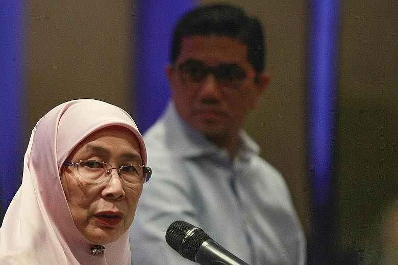 Dr Wan Azizah Wan Ismail speaking at the roundtable meeting on the formation of a new opposition alliance on Sept 22. Some PKR leaders said she was supposed to report to the PKR supreme council on the talks before announcing the coalition.