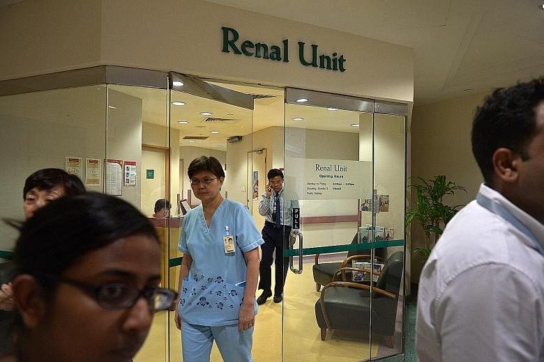 Tan Tock Seng Hospital (left) says that although it uses around 700 types of injectable drugs, only 13 make use of multi-dose vials. Its medical board chairman Thomas Lew says these drugs are usually not commonly administered and not available in sin