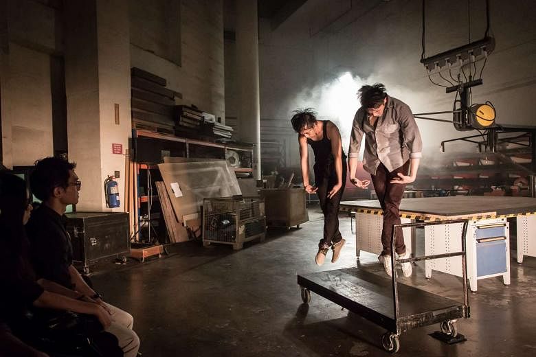 In Impulse, T.H.E Dance Company’s dancers transform the Esplanade’s gritty backstage area into their playground. 