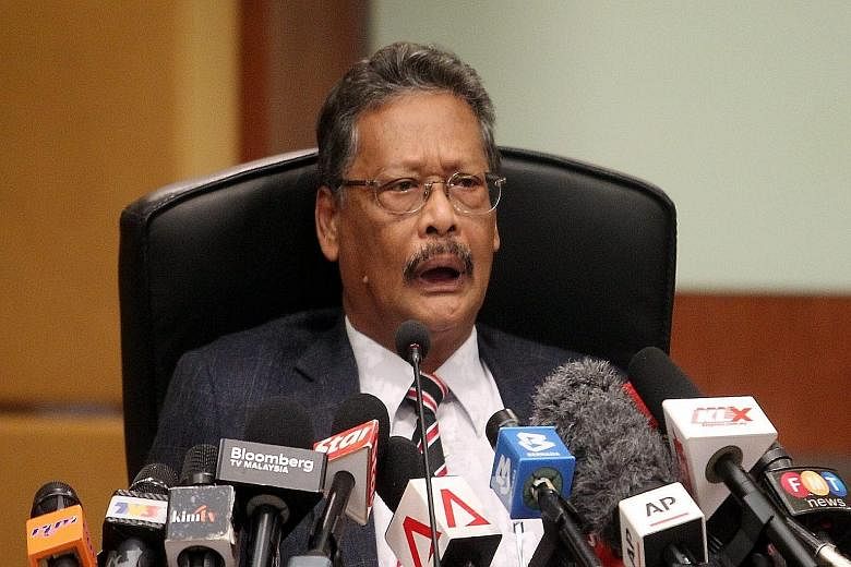 Malaysian Attorney- General Mohamed Apandi Ali said yesterday that 1MDB could not be blamed for failing to disclose information when the central bank did not request it in the past.