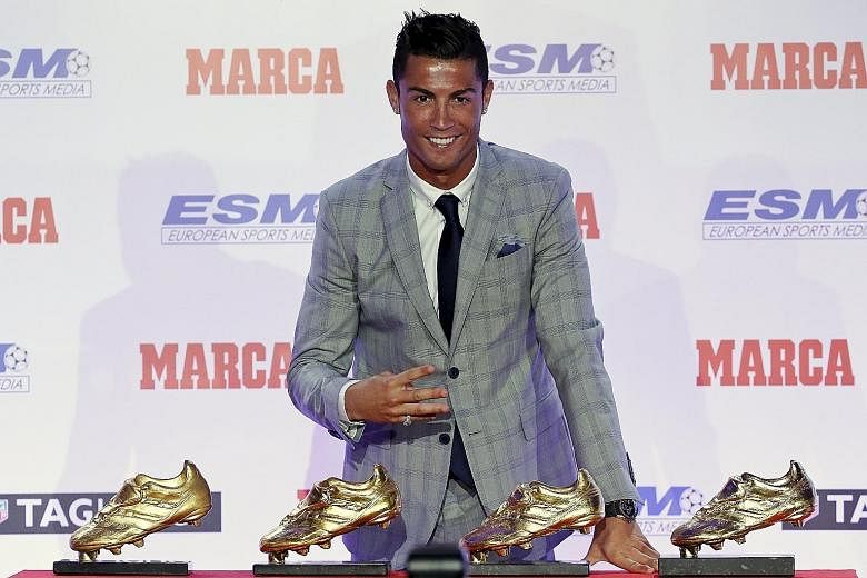 Real Madrid striker Cristiano Ronaldo with his four Golden Boot trophies during a ceremony in Madrid last week, after winning the European Golden Shoe trophy for a record fourth time. French newspaper Le Parisien said this week that the possibility o