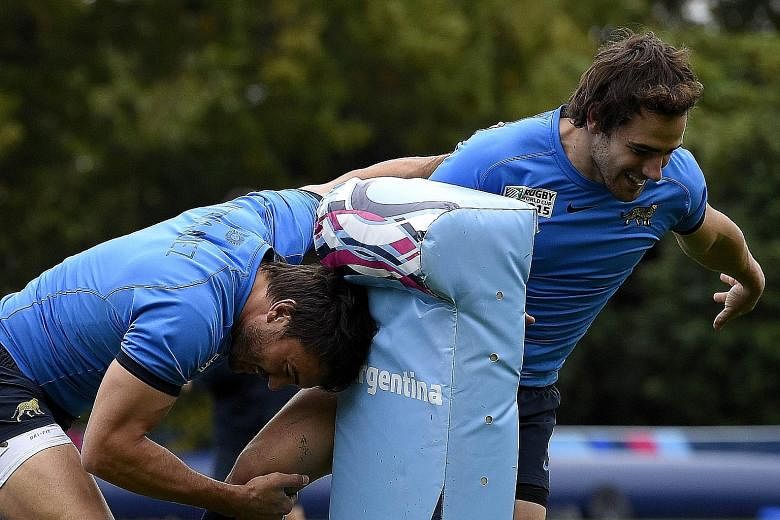 Argentina centre Juan Martin Hernandez (left) and fly-half Nicolas "The Magician" Sanchez during training on Friday. The duo are key to their team's hopes of reaching their first-ever final.