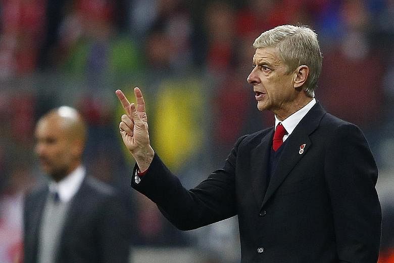 Arsene Wenger says his style is to facilitate a way for his players to express themselves.