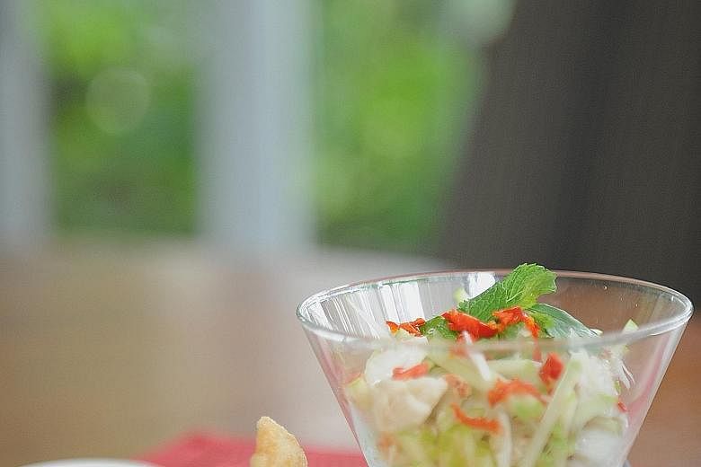 Vietnamese Crabmeat Salad with Keropok