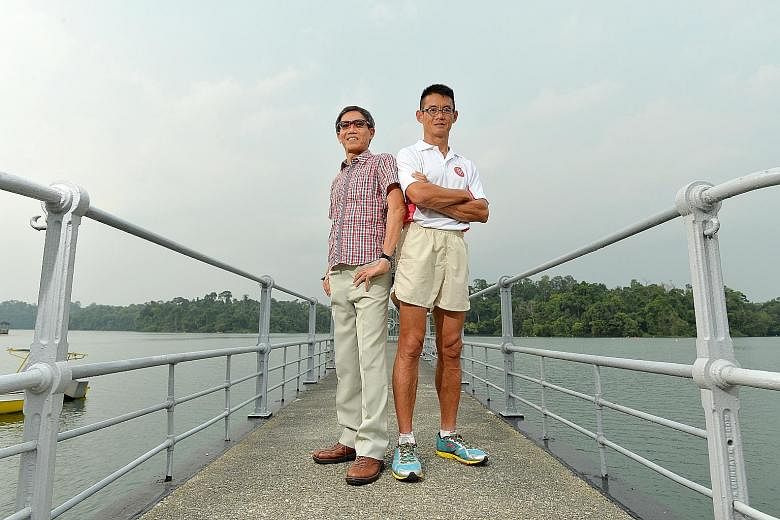 Ultramarathoners Lim Nghee Huat (left) and Yong Yuen Cheng ran 2,500km in 50 days to mark Singapore's jubilee.