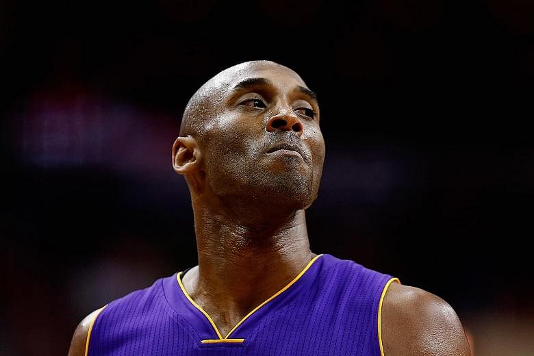 The Lakers veteran played like the young Kobe Bryant with a season-high score, as his team beat the Wizards for just their third win.