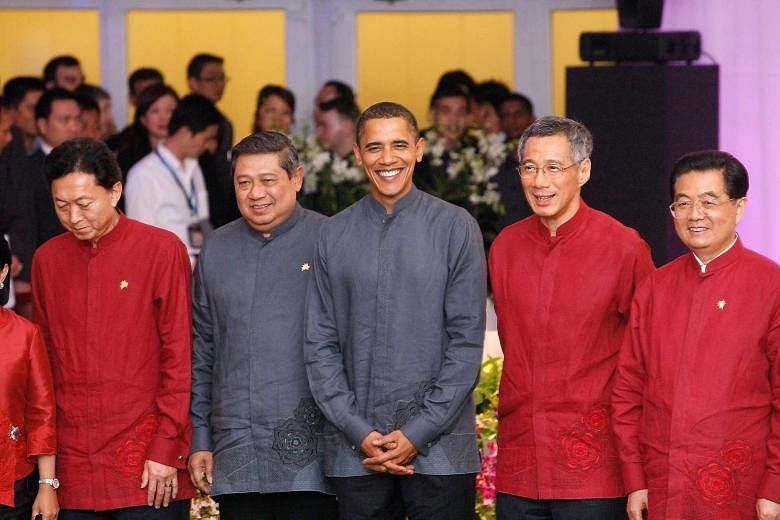 At the Apec meetings held in Singapore in 2009 were (from left) then-Japanese Prime Minister Yukio Hatoyama; then-Indonesian President Susilo Bambang Yudhoyono; United States President Barack Obama, Singapore Prime Minister Lee Hsien Loong and then-Chines