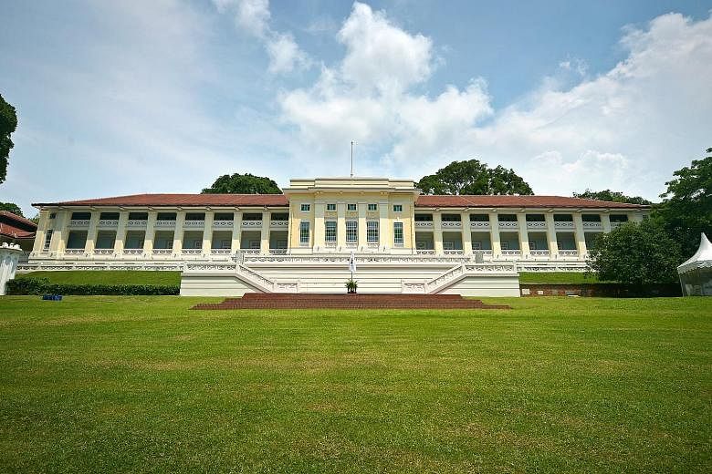 Singapore Pinacotheque de Paris museum, located at the Fort Canning Arts Centre, continues to run and will put on a new show on graffiti next month.