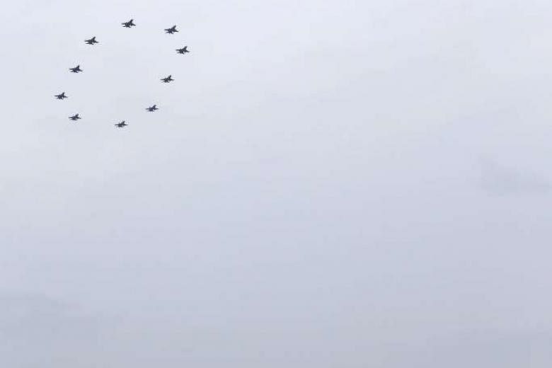 This year's National Day Parade saw an unprecedented feat of 20 F-16 fighter jets flying in formation over the Padang while forming the number 50. 