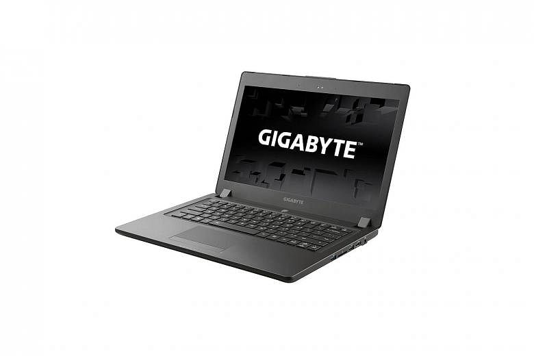 At around 1.8kg, the Gigabyte P34Wv5 laptop is lightweight and has a matte IPS display that looks bright and lively, with excellent viewing angles.