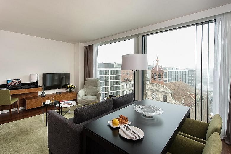 The 67-unit Fraser Suites Geneva is in the city centre, within the shopping and business district of Rue Du Marche.