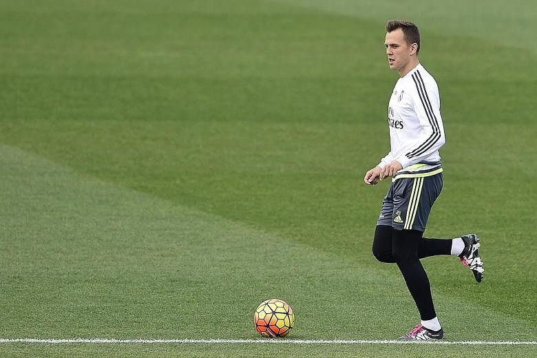 Russian midfielder Denis Cheryshev could be handed his debut against Barcelona after joining Valencia on loan from Real Madrid.