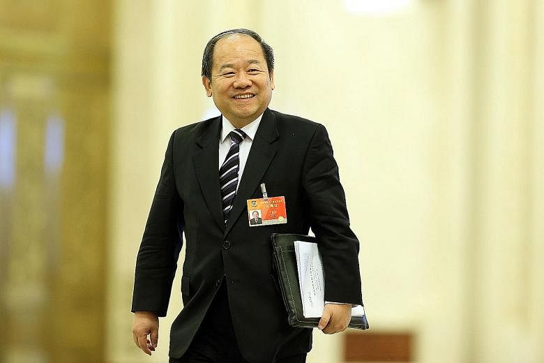 Mr Ning is from the same province as Premier Li and has advised him on economic policy. Mr Ning will continue to serve as vice-chairman of China's top planning body, the National Development and Reform Commission.