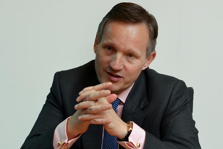 Barclays said that former CEO Antony Jenkins' contract entitled him to 12 months' notice from the company.