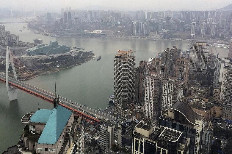 Chongqing is blessed with advantages, from its handy location on the Yangtze river and arms manufacturing history to the central government's decision to make it the fourth municipality in 1997, alongside Beijing, Shanghai and Tianjin, in a push to d