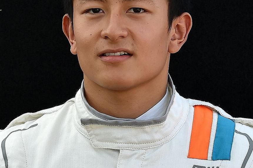 The Formula One debut of Manor Racing driver Rio Haryanto got off to an inauspicious start after he crashed into Haas driver Romain Grosjean's car in the pit lane during yesterday's final practice session.