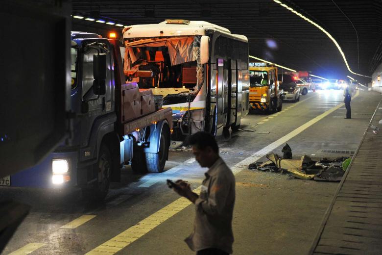 28 injured in accident between bus and tipper truck on MCE | The ...
