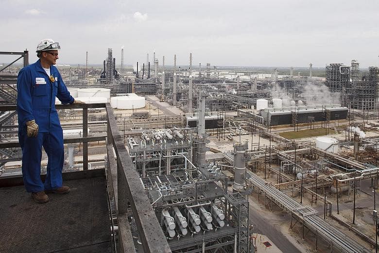 Although the Saudis might be able to sell the refinery (right) in Port Arthur, Texas, they would lose a strategic investment. The refinery, which is owned by Motiva Enterprises, highlights the cost of pulling back.