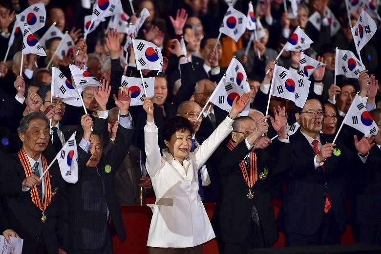 South Koreans placed much hope in Ms Park Geun Hye, in part because they saw her as a savvy politician who also worked hard for her country. But her tough, confrontational leadership style has cost her dearly in the opinion polls since.