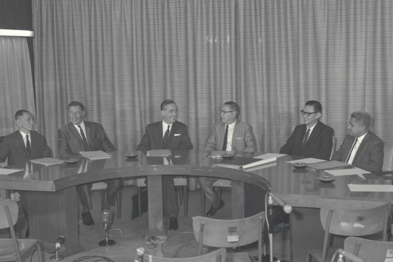 Second separation: Why Singapore rejected a common currency with