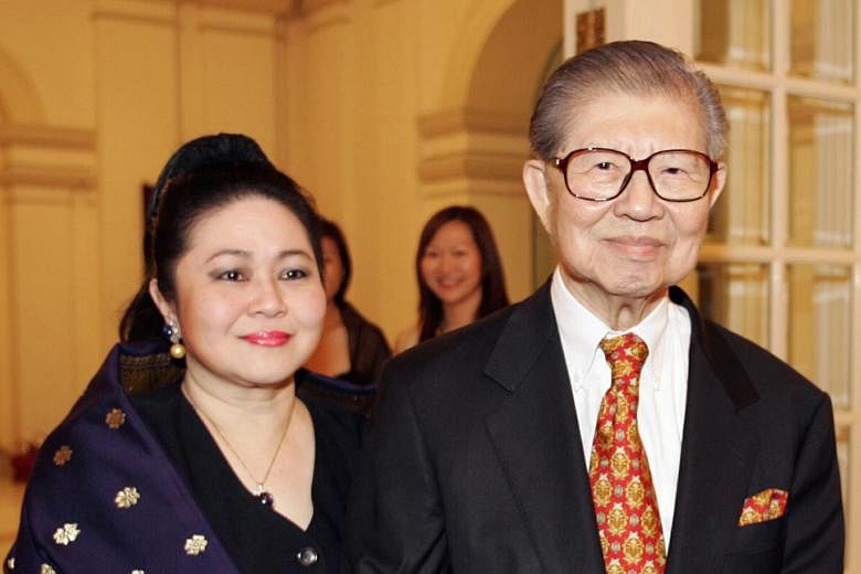Mr Lee with his wife Della. Mr Lee took over the chairmanship of the Lee Foundation in 1965, which had been set up by his father, philanthropist Lee Kong Chian, in 1952.