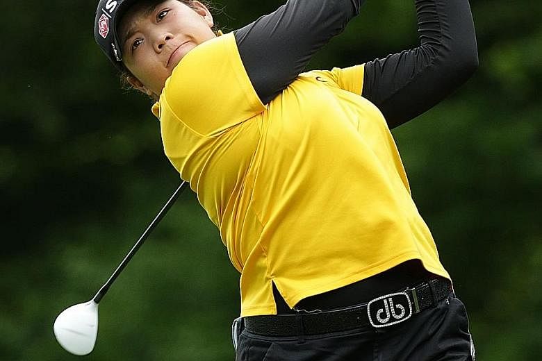 Ariya Jutanugarn hitting her tee shot on the fourth hole during the third round of the Kingsmill Championship. The Thai golfer holds a one-shot lead going into the final round.