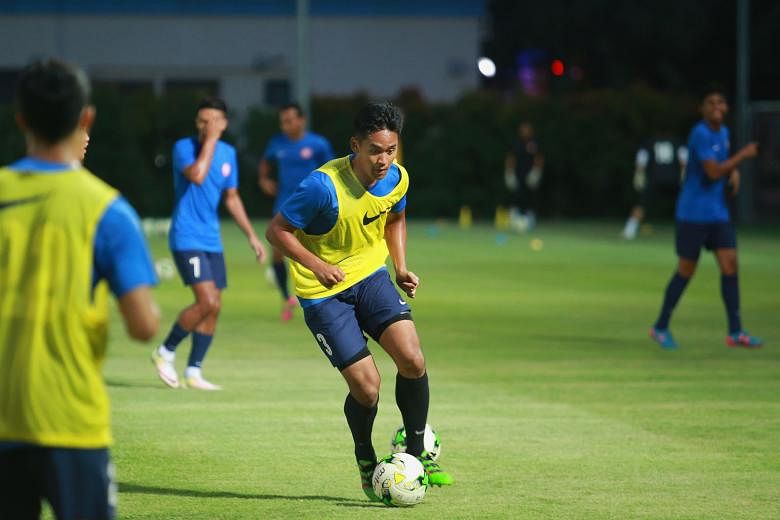 Amirul Adli training with the Garena Young Lions squad. He and Adam Swandi were part of the SEA Games squad last year, and they were named in the U-21 squad for the Nations Cup next week. Former Cubs from the 2010 YOG are also included. 