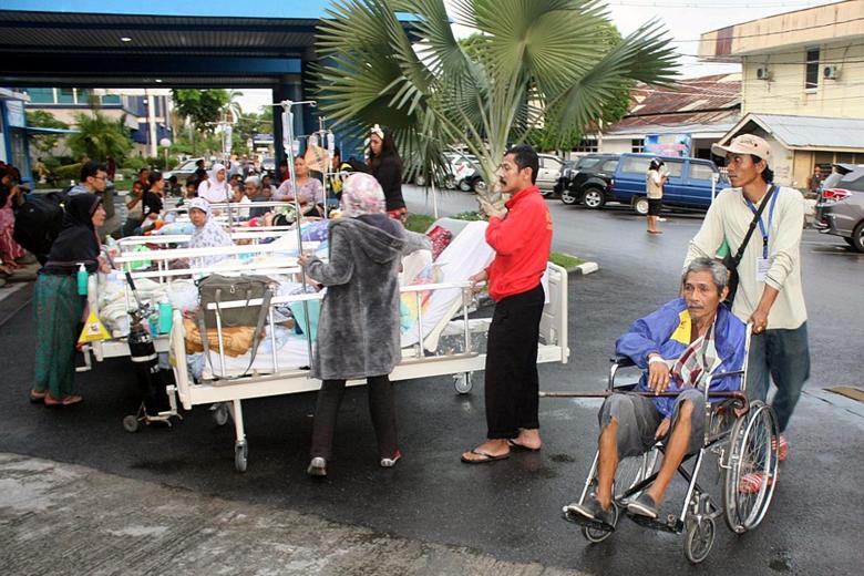 A house in Muko-Muko, Bengkulu, damaged by the quake. Sumatra has been hit by at least two strong quakes in recent months, including a magnitude-5.9 temblor on April 10 and a magnitude-7.8 quake on March 2. Padang residents receiving medical care out