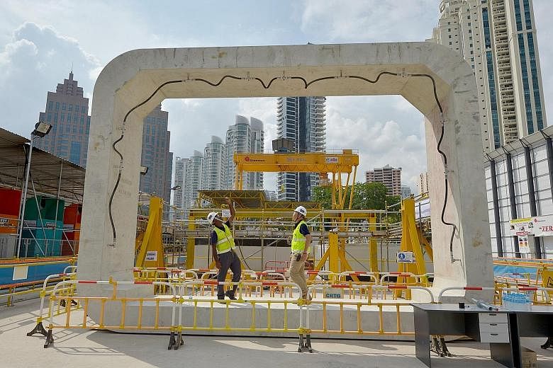 A concrete box ring for the underpass at Havelock MRT station. Weighing 47 tonnes and cast on site, such rings are then lowered into the excavated tunnel and pushed into place by giant hydraulic thrusters.