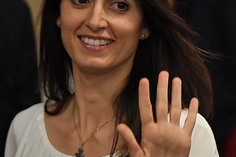 Ms Raggi, a 37-year-old lawyer and local councillor, was a complete unknown only a few months ago. She successfully tapped into widespread voter anger over the state of the city's public transport and other services, widely seen as having been underm