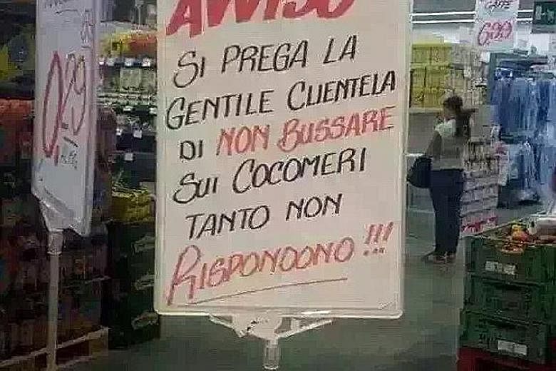 A sign in an Italian supermarket angered some netizens. It asks customers to "stop knocking on watermelons". A Weibo user took offence, saying it was aimed at Chinese customers. Her mother took this shot because she initially thought it was funny. Bu