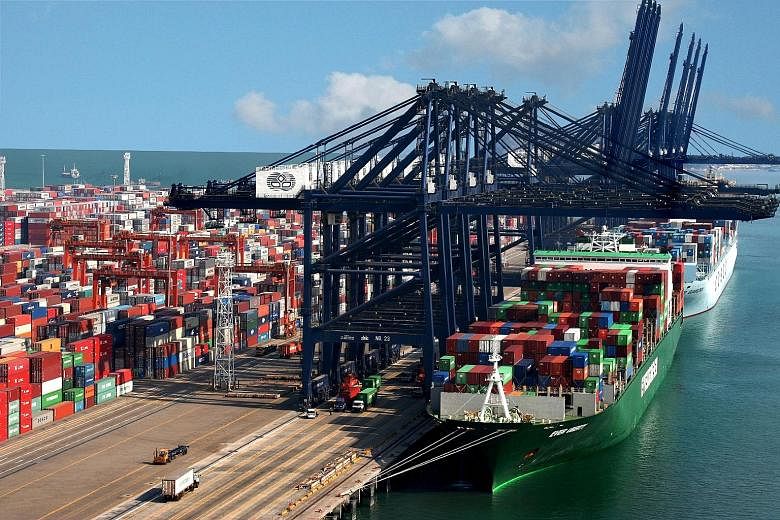 HPHT's container throughput in Yantian International Container Terminals (above) in China shrank 1 per cent for the three months to June 30 year-on-year.