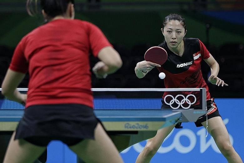 Singapore paddler Yu Mengyu has a good draw in the women's singles competition, managing to avoid top-seeded Ding Ning of China until the semi-finals.
