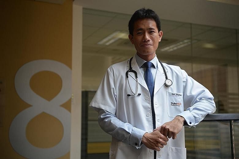 Law graduate Goh Zhaohan spent his gap year volunteering in healthcare work before getting into Duke-NUS Medical School.