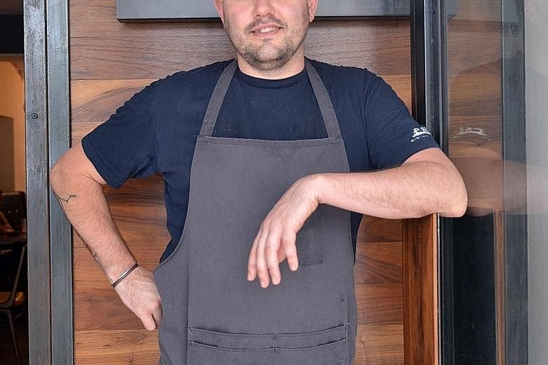Australian chef Mat Lindsay is in Singapore for the first time, as part of the $100Gourmet monthly dining series.