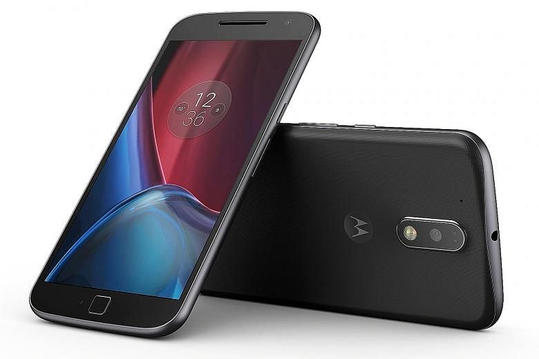For the G4 Plus, Motorola has stripped away the frills.