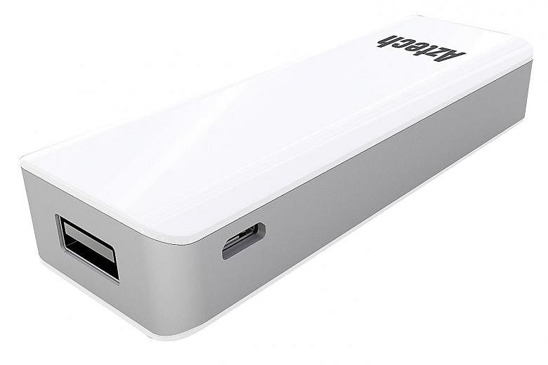 The Aztech PSD500 can turn your USB hard drive or flash drive into a personal cloud server.