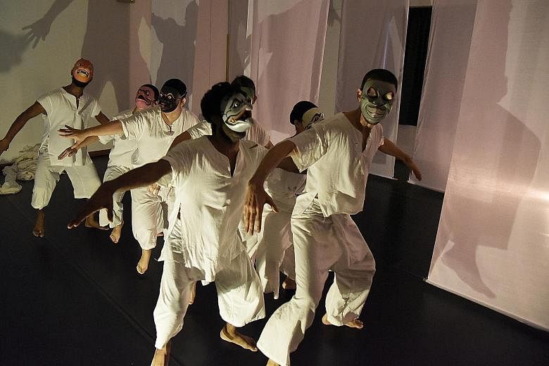 Plaything Of The Gods is a blend of Indian poetry, traditional Indonesian theatre and shadow-play.